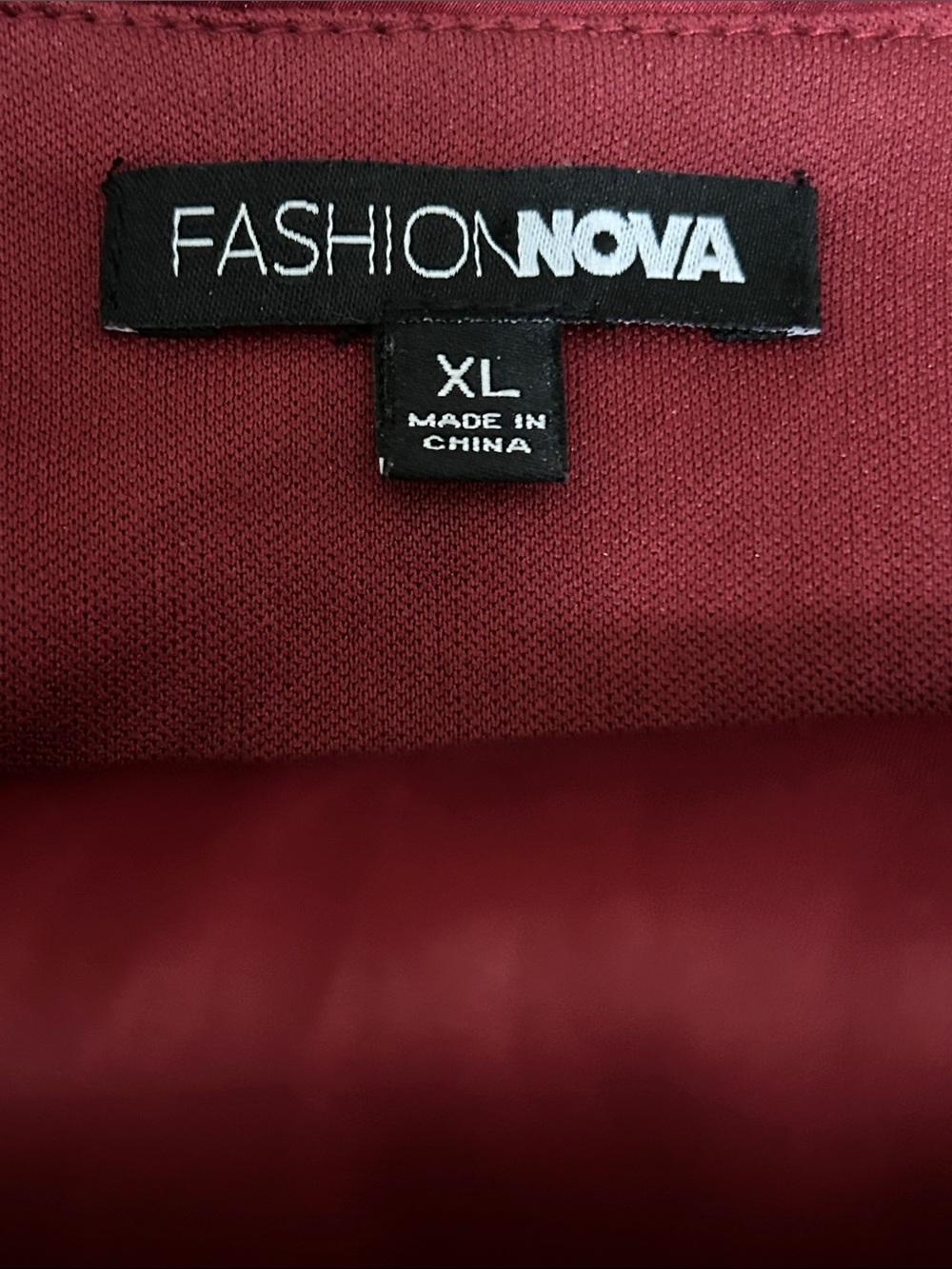 Fashion Nova Burgundy & Gold Sequin Wrap Romper Size XL NWOT - Picture 3 of 8